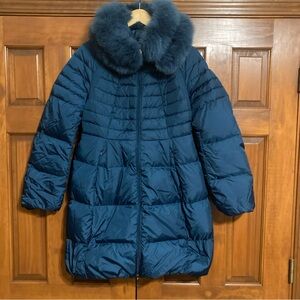 Women's silk and soie teal Puffer goose down Coat with Fur Collar women’s medium